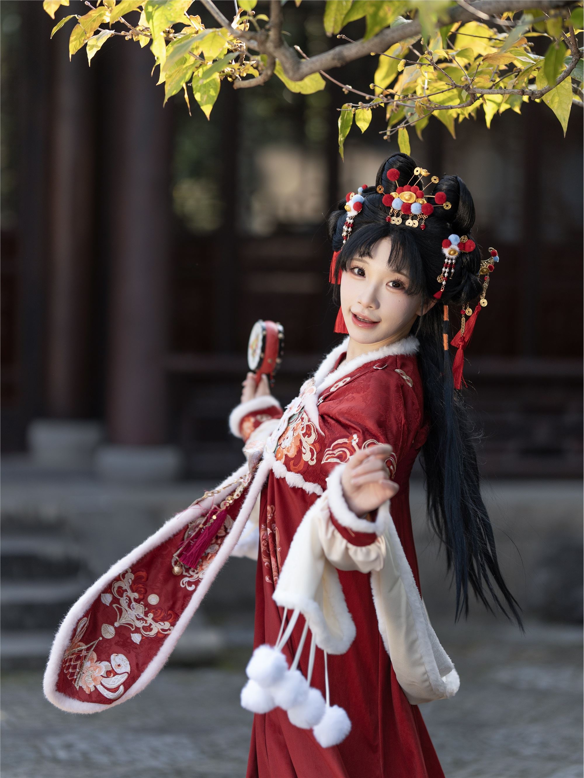 YITUYU艺图语 2025.01.31 红红火火迎新年 一只小羊